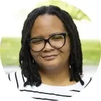 Photo of Elise Connors